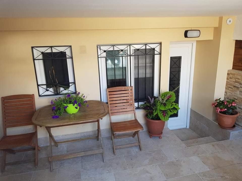 Lefkaditika Luxury Apartment Preveza Ngoại thất bức ảnh